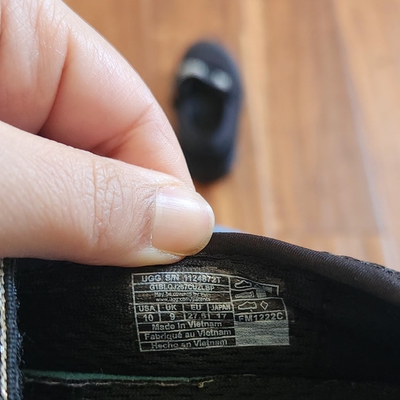 Ugg Mary Jane - Picture 2 of 7